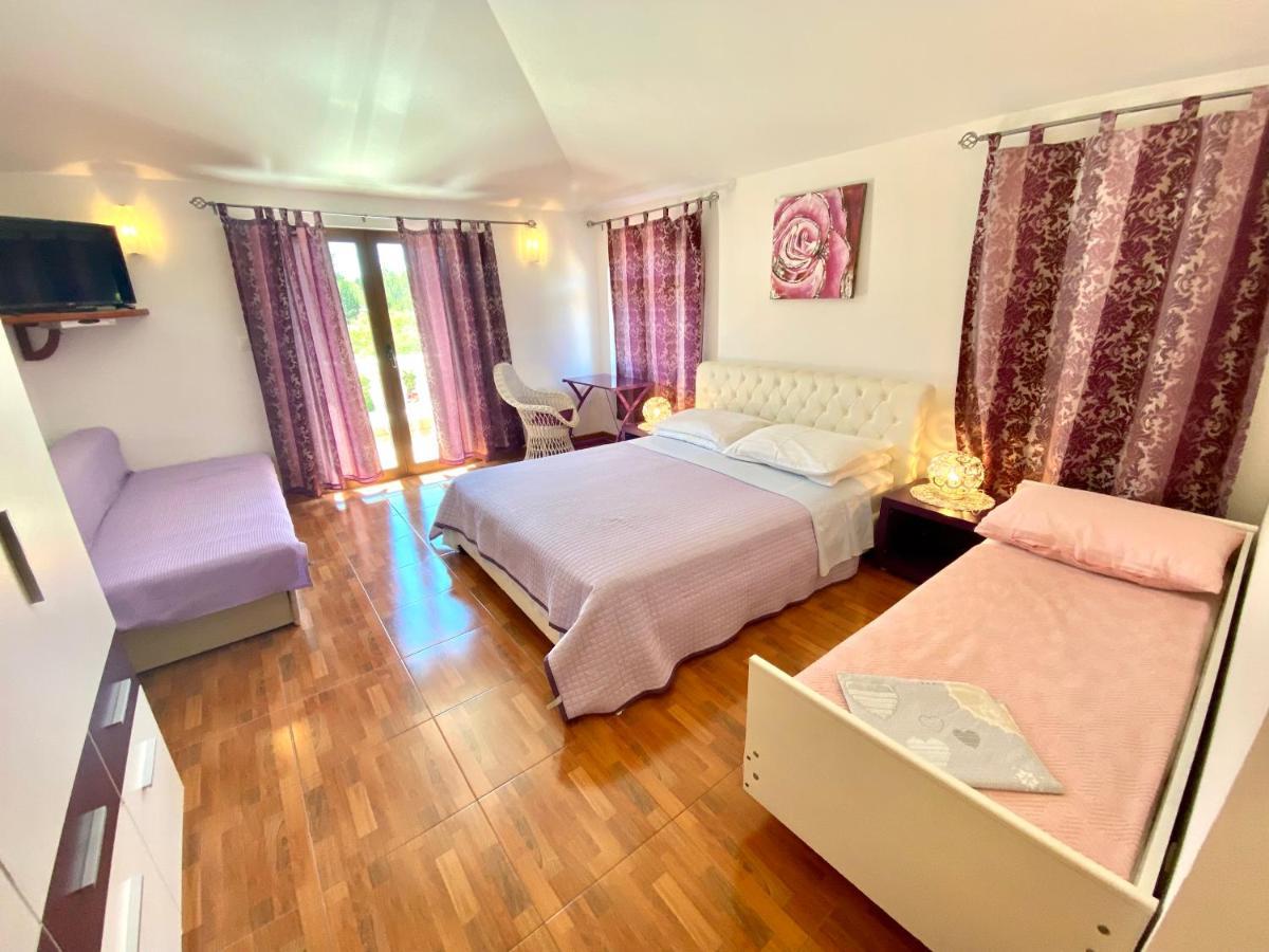 Apartmani Mavrinac Nerezine Pokój zdjęcie